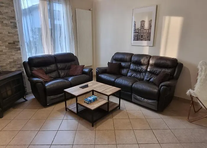 Charmante Maison De 12 Personnes Pres De Paris
